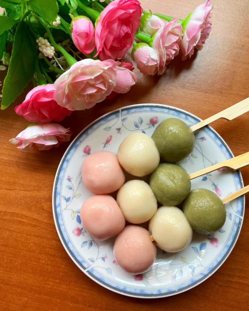 Tri-Coloured Dango
